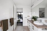 https://images.listonce.com.au/custom/160x/listings/1310a-hampton-street-hampton-vic-3188/699/01900699_img_09.jpg?Vz6Oz2u7Xkc