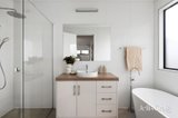 https://images.listonce.com.au/custom/160x/listings/1310a-hampton-street-hampton-vic-3188/699/01900699_img_11.jpg?uL2pG4yMivk
