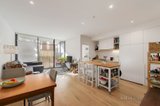 https://images.listonce.com.au/custom/160x/listings/1311-bond-street-caulfield-north-vic-3161/474/00676474_img_02.jpg?--SJNT1c5ZY