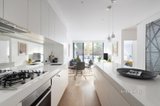 https://images.listonce.com.au/custom/160x/listings/131380-bay-street-brighton-vic-3186/782/01039782_img_04.jpg?K6UoDluJFWo