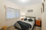 https://images.listonce.com.au/custom/160x/listings/1314-barongarook-court-lower-plenty-vic-3093/400/00795400_img_09.jpg?h9ENG1klF-Y