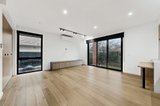 https://images.listonce.com.au/custom/160x/listings/1315-barkly-street-elwood-vic-3184/314/01931314_img_05.jpg?Mgx9MO8WT_M