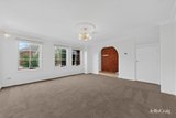 https://images.listonce.com.au/custom/160x/listings/1315a-wattle-grove-mckinnon-vic-3204/460/01879460_img_10.jpg?tNf1sh4wXl0