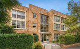 https://images.listonce.com.au/custom/160x/listings/13169-ormond-road-elwood-vic-3184/187/00960187_img_15.jpg?rhmXCMkcvxM