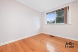 https://images.listonce.com.au/custom/160x/listings/132-albany-drive-mulgrave-vic-3170/092/01830092_img_10.jpg?bO4bcExE1Ac