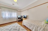 https://images.listonce.com.au/custom/160x/listings/132-banfield-street-bell-park-vic-3215/760/01698760_img_04.jpg?uKg4x80RLlo