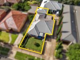 https://images.listonce.com.au/custom/160x/listings/132-banfield-street-bell-park-vic-3215/760/01698760_img_08.jpg?Ao0bg-KNN48