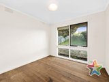 https://images.listonce.com.au/custom/160x/listings/132-edward-road-chirnside-park-vic-3116/552/01525552_img_12.jpg?eGtqOEkgXMk