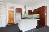 https://images.listonce.com.au/custom/160x/listings/132-evans-street-port-melbourne-vic-3207/292/01628292_img_06.jpg?1C1T7ck7HRY