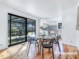 https://images.listonce.com.au/custom/160x/listings/132-hayrick-lane-mooroolbark-vic-3138/958/01525958_img_05.jpg?1x6Hj52RtPY