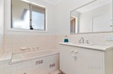 https://images.listonce.com.au/custom/160x/listings/132-johnston-street-newport-vic-3015/244/01638244_img_06.jpg?GIm8Tkm0624