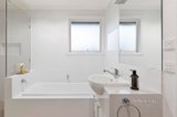 https://images.listonce.com.au/custom/160x/listings/132-lusher-road-croydon-vic-3136/493/01703493_img_08.jpg?7SRwMMJNC-4