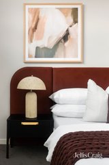 https://images.listonce.com.au/custom/160x/listings/132-mcnamara-avenue-airport-west-vic-3042/964/01948964_img_13.jpg?WF7NJHSA9wQ