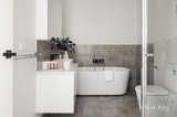 https://images.listonce.com.au/custom/160x/listings/132-mcnamara-avenue-airport-west-vic-3042/964/01948964_img_14.jpg?DkFuHeGy6bc