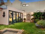 https://images.listonce.com.au/custom/160x/listings/132-napier-street-south-melbourne-vic-3205/129/01088129_img_04.jpg?UPB4y8MyU4U