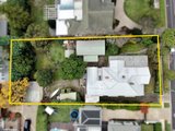 https://images.listonce.com.au/custom/160x/listings/132-noble-street-newtown-vic-3220/644/01698644_img_24.jpg?mbPfeY9yT7c