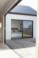 https://images.listonce.com.au/custom/160x/listings/132-oakdean-boulevard-ocean-grove-vic-3226/479/01747479_img_10.jpg?HPFSTs6ie5w