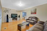 https://images.listonce.com.au/custom/160x/listings/132-parkinson-street-mount-waverley-vic-3149/004/01040004_img_02.jpg?4kE40Ln1GYw