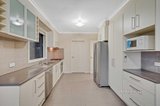 https://images.listonce.com.au/custom/160x/listings/132-parkinson-street-mount-waverley-vic-3149/004/01040004_img_04.jpg?UT1Yyu-2bEo