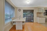 https://images.listonce.com.au/custom/160x/listings/132-parkinson-street-mount-waverley-vic-3149/004/01040004_img_05.jpg?oSWCDDMMciM