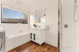 https://images.listonce.com.au/custom/160x/listings/132-tuck-street-cheltenham-vic-3192/033/01549033_img_10.jpg?3EMIyZfimbs