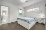 https://images.listonce.com.au/custom/160x/listings/1320-waverley-road-mount-waverley-vic-3149/043/01465043_img_05.jpg?4yJBiiZXny0