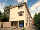 https://images.listonce.com.au/custom/160x/listings/1321-irving-avenue-prahran-vic-3181/572/01979572_img_12.jpg?UJBmcMt_WQk