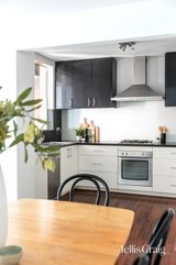 https://images.listonce.com.au/custom/160x/listings/13210-domain-road-south-yarra-vic-3141/371/01767371_img_05.jpg?OYDTkHKt4c4