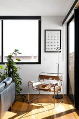 https://images.listonce.com.au/custom/160x/listings/1322-saxon-street-brunswick-vic-3056/391/01810391_img_08.jpg?nigrVH6g4Ug