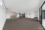 https://images.listonce.com.au/custom/160x/listings/1324-craig-street-keilor-east-vic-3033/081/01950081_img_08.jpg?ytGkSG7uvXs