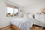 https://images.listonce.com.au/custom/160x/listings/1325-bendigo-avenue-elwood-vic-3184/111/01927111_img_05.jpg?VXZLCSidG1k