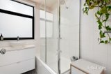 https://images.listonce.com.au/custom/160x/listings/1325-bendigo-avenue-elwood-vic-3184/111/01927111_img_06.jpg?lqrwMxExADU