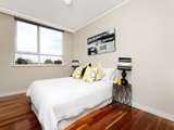 https://images.listonce.com.au/custom/160x/listings/1325-derby-street-kew-vic-3101/917/01683917_img_06.jpg?OP_grgqwIyg