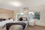 https://images.listonce.com.au/custom/160x/listings/13262-274-poath-road-hughesdale-vic-3166/147/00644147_img_06.jpg?GWsDW96IXps