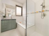 https://images.listonce.com.au/custom/160x/listings/13265-canterbury-road-forest-hill-vic-3131/018/01685018_img_09.jpg?6EygOH1EBOs