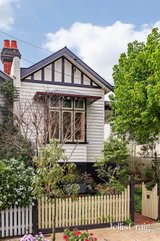 https://images.listonce.com.au/custom/160x/listings/133-charles-street-northcote-vic-3070/575/01810575_img_02.jpg?2sTAhRiz5es