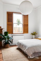 https://images.listonce.com.au/custom/160x/listings/133-charles-street-northcote-vic-3070/575/01810575_img_19.jpg?cjRrToAzElA