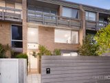 https://images.listonce.com.au/custom/160x/listings/133-park-street-south-melbourne-vic-3205/257/01090257_img_01.jpg?9PYwzvb4RkE