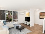 https://images.listonce.com.au/custom/160x/listings/133-park-street-south-melbourne-vic-3205/257/01090257_img_02.jpg?DNZR9xdTH00