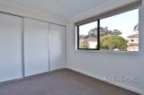 https://images.listonce.com.au/custom/160x/listings/133-thompson-street-glen-waverley-vic-3150/750/01889750_img_10.jpg?g_mxxmIN1-c