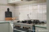 https://images.listonce.com.au/custom/160x/listings/1337-tennyson-street-elwood-vic-3184/517/01793517_img_09.jpg?gNK692tloTw