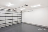 https://images.listonce.com.au/custom/160x/listings/133a-pembroke-road-mooroolbark-vic-3138/281/01983281_img_09.jpg?HA1fVhBhtis