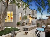 https://images.listonce.com.au/custom/160x/listings/134-balwyn-road-balwyn-vic-3103/176/01685176_img_08.jpg?POgG3nuzqdY
