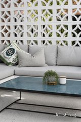 https://images.listonce.com.au/custom/160x/listings/134-langrigg-avenue-edithvale-vic-3196/015/01899015_img_14.jpg?7iW-OE5Cgac