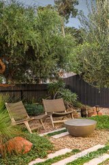 https://images.listonce.com.au/custom/160x/listings/134-langrigg-avenue-edithvale-vic-3196/015/01899015_img_17.jpg?FuYOe0f3oP4