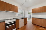 https://images.listonce.com.au/custom/160x/listings/134-park-street-moonee-ponds-vic-3039/376/01922376_img_02.jpg?JxhEX0GvYT8