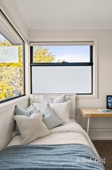 https://images.listonce.com.au/custom/160x/listings/134-sandy-street-nunawading-vic-3131/711/01984711_img_09.jpg?YBazPJTc0bE