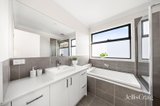 https://images.listonce.com.au/custom/160x/listings/134-sandy-street-nunawading-vic-3131/711/01984711_img_10.jpg?d9KJn8sTBG0
