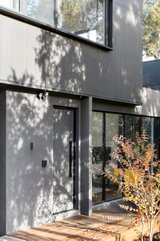 https://images.listonce.com.au/custom/160x/listings/134-the-boulevard-ivanhoe-east-vic-3079/145/01522145_img_02.jpg?0P674ot9rm8