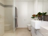 https://images.listonce.com.au/custom/160x/listings/135-albert-street-port-melbourne-vic-3207/255/01090255_img_08.jpg?OJnUHlAbmiI